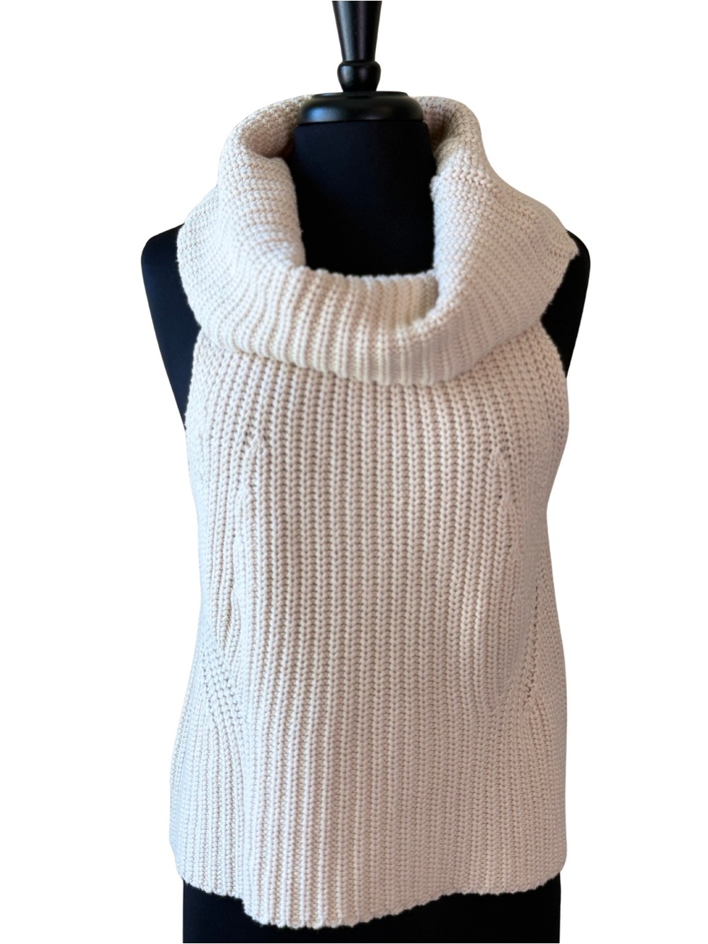 TWO THIRY ONE Sleeveless Cowl Neck Sweater Tank Size Large Cream
